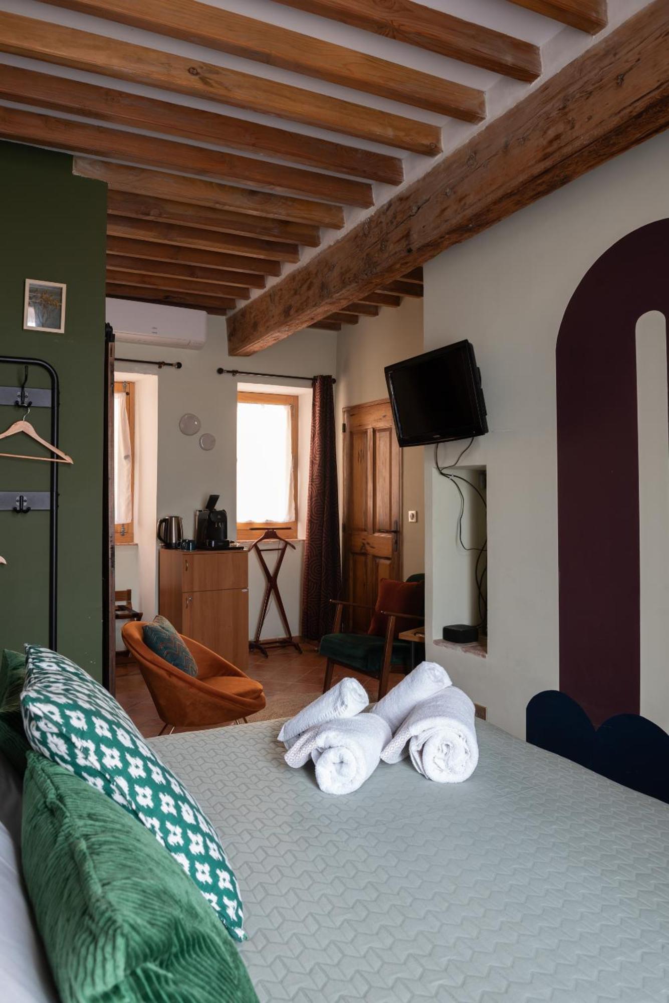 La Maison D'En Bas Des Seigneurs キュキュロン 部屋 写真