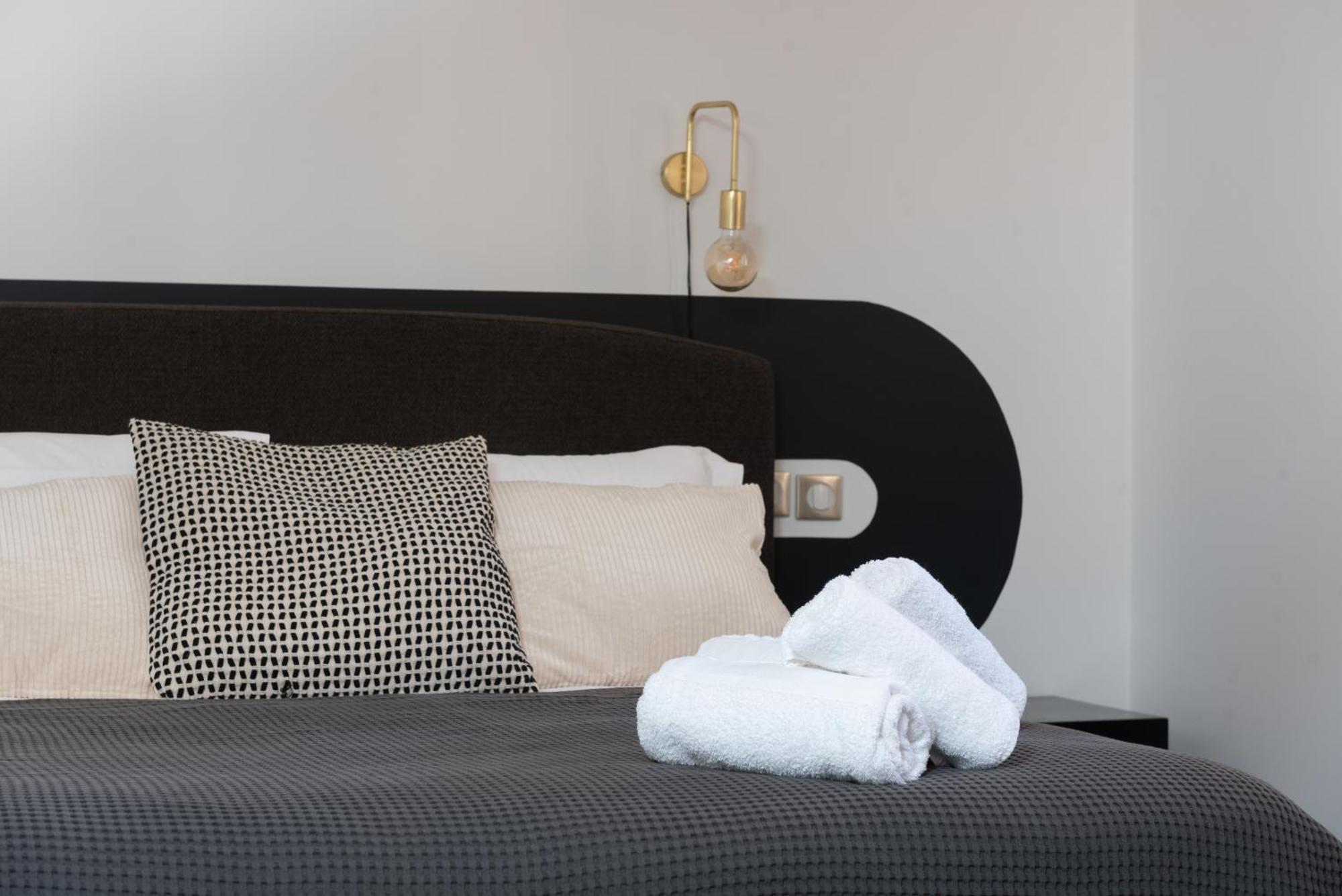 La Maison D'En Bas Des Seigneurs キュキュロン 部屋 写真