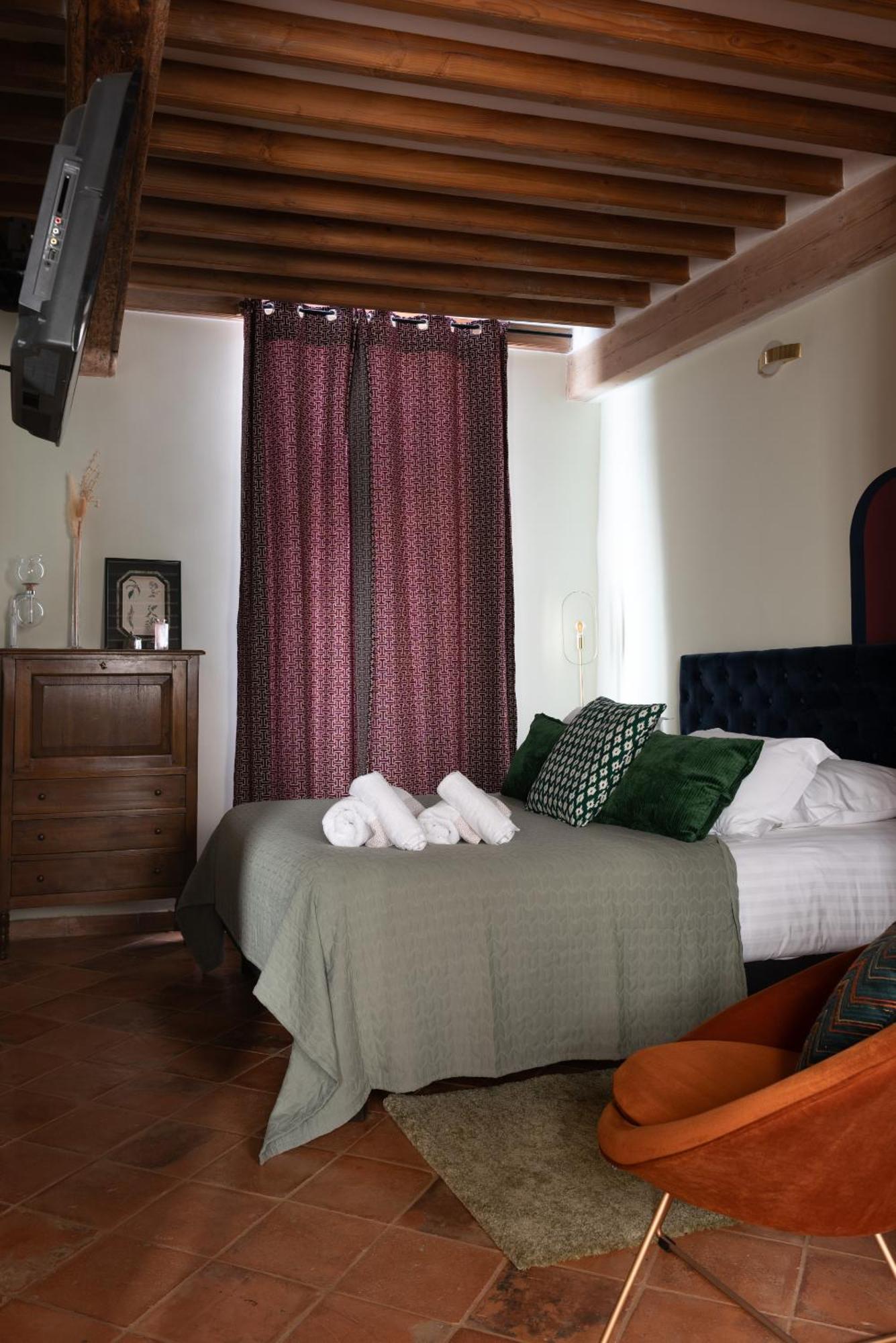La Maison D'En Bas Des Seigneurs キュキュロン 部屋 写真